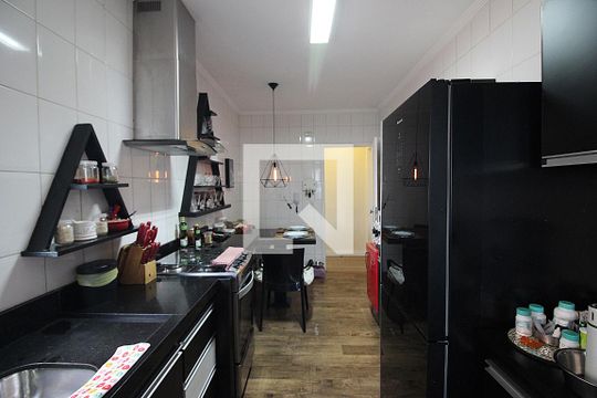 Cozinha de apartamento para alugar com 3 quartos, 106m² em Centro, São Bernardo do Campo