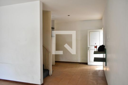 Sala de casa para alugar com 3 quartos, 145m² em Vila Clementino, São Paulo