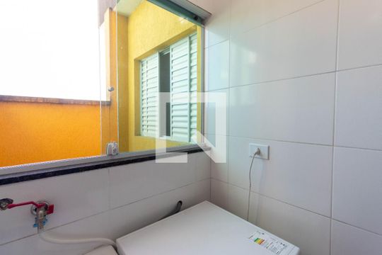 Lavanderia de casa de condomínio à venda com 2 quartos, 54m² em Vila Nhocuné, São Paulo