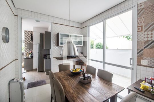 Cozinha de casa de condomínio para alugar com 1 quarto, 420m² em Alphaville, Santana de Parnaíba