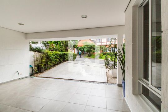 Garagem de casa de condomínio para alugar com 1 quarto, 420m² em Alphaville, Santana de Parnaíba