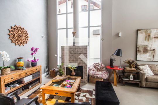 Casa de Condomínio para alugar com 1 quarto, 420m² em Alphaville, Santana de Parnaíba