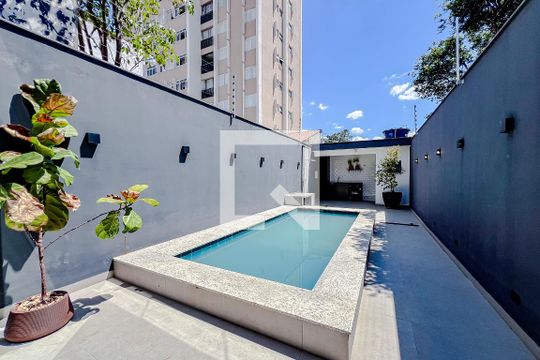 Área externa de casa à venda com 4 quartos, 218m² em Vila Mariana, São Paulo