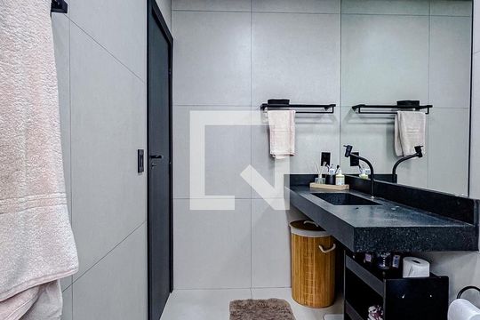 Banheiro da Suíte 3 de casa à venda com 4 quartos, 218m² em Vila Mariana, São Paulo
