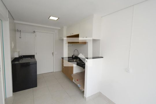 Sala/Cozinha de apartamento para alugar com 1 quarto, 31m² em Socorro, São Paulo