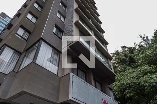 Fachada de apartamento para alugar com 2 quartos, 46m² em Vila Olímpia, São Paulo