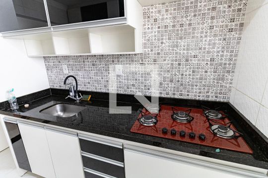 Cozinha de apartamento para alugar com 2 quartos, 68m² em Jardim Santa Cruz (sacoma), São Paulo