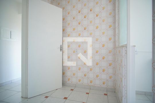 Cozinha de apartamento para alugar com 2 quartos, 72m² em Boa Vista, Porto Alegre