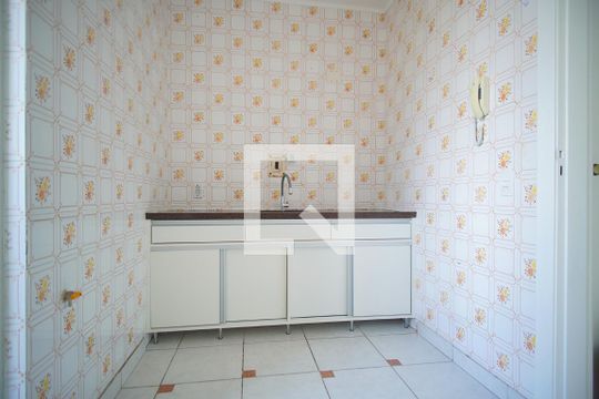 Cozinha de apartamento para alugar com 2 quartos, 72m² em Boa Vista, Porto Alegre