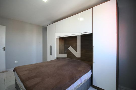Suite 2 de casa para alugar com 2 quartos, 80m² em Jardim Iracema, Taboão da Serra