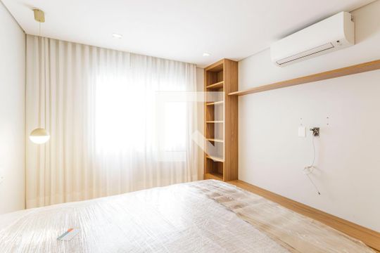 Suíte 2 de apartamento à venda com 4 quartos, 212m² em Moema, São Paulo