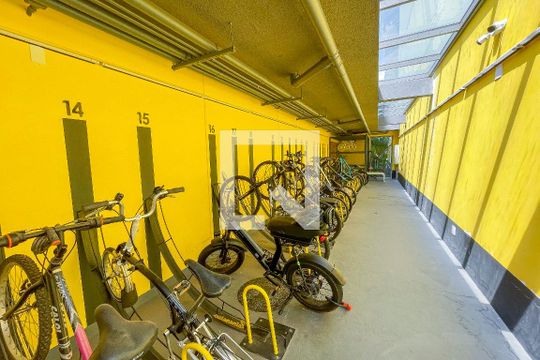 Área comum - Bicicletário de kitnet/studio à venda com 1 quarto, 37m² em Pinheiros, São Paulo