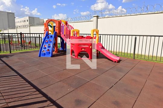 Área Comum - Playground de apartamento para alugar com 2 quartos, 43m² em Setor Gentil Meireles, Goiânia
