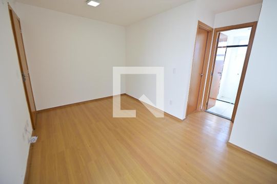 Sala de apartamento para alugar com 2 quartos, 43m² em Setor Gentil Meireles, Goiânia