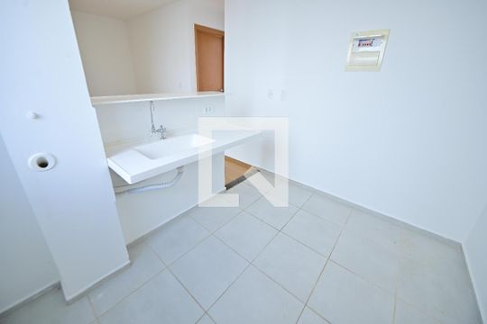 Cozinha de apartamento para alugar com 2 quartos, 43m² em Setor Gentil Meireles, Goiânia