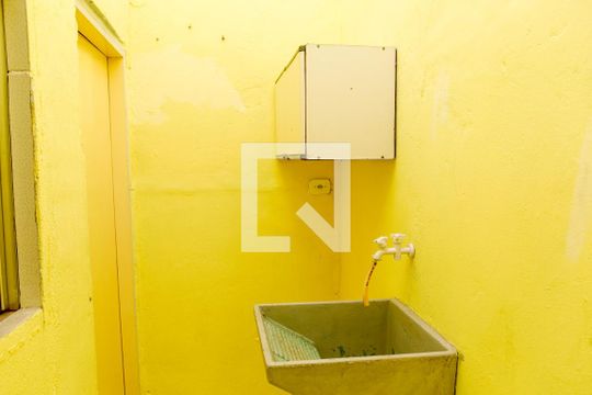 Lavanderia de casa à venda com 1 quarto, 75m² em Jardim Roberto, Osasco