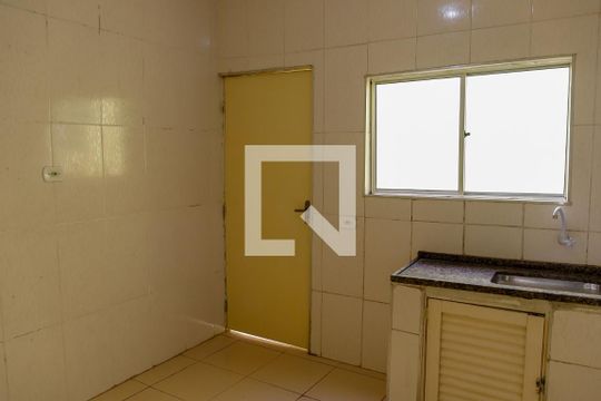 Cozinha de casa à venda com 1 quarto, 75m² em Jardim Roberto, Osasco