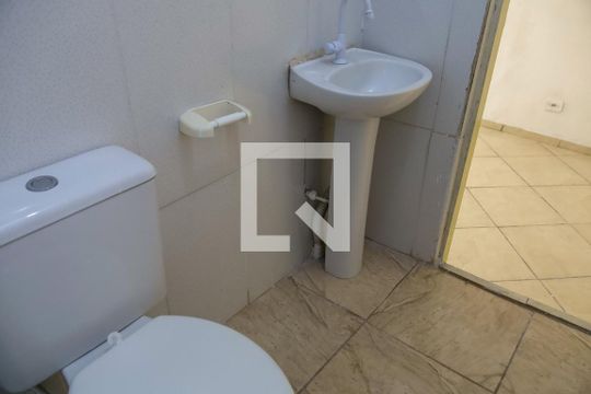 Banheiro de casa à venda com 1 quarto, 75m² em Jardim Roberto, Osasco
