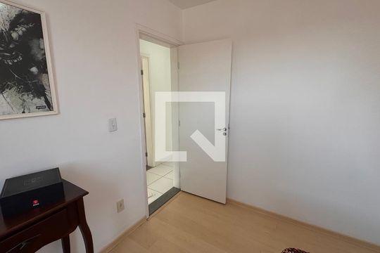 Quarto 2 de apartamento à venda com 2 quartos, 45m² em Loteamento Parque São Martinho, Campinas