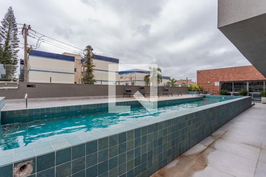Área comum - Piscina de apartamento à venda com 1 quarto, 46m² em Passo D’areia, Porto Alegre