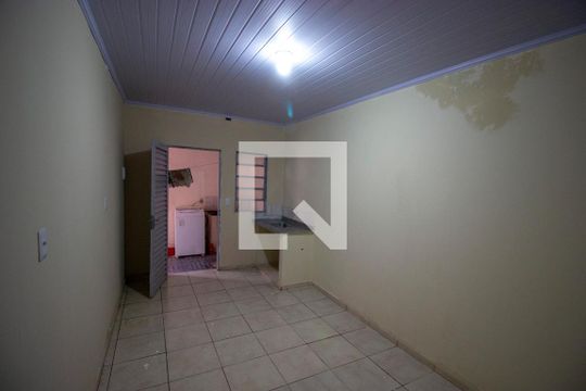 Studio de kitnet/studio para alugar com 1 quarto, 30m² em Ceilândia Norte (Ceilândia), Brasília