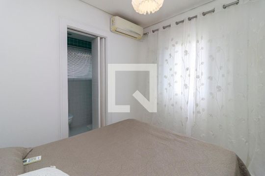 Suíte de casa à venda com 2 quartos, 69m² em Chácara Santo Antônio (zona Sul), São Paulo