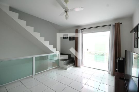 Casa de Condomínio para alugar com 2 quartos, 120m² em Taquara, Rio de Janeiro