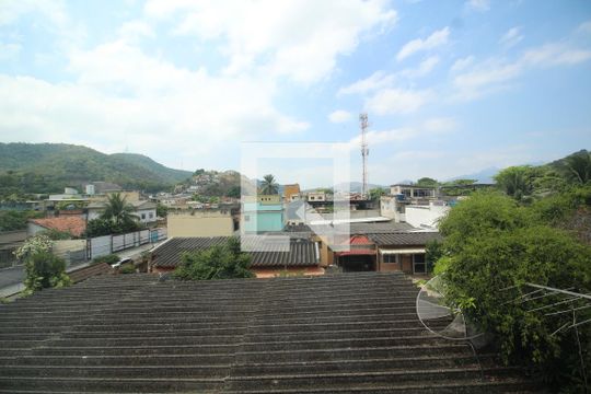 Quarto 1 - Vista de casa de condomínio para alugar com 2 quartos, 120m² em Taquara, Rio de Janeiro