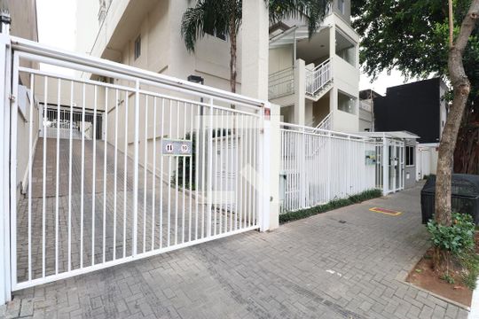 Fachada de apartamento para alugar com 2 quartos, 64m² em Barra Funda, São Paulo