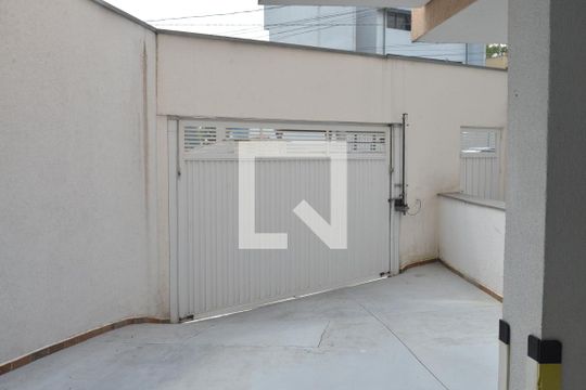 Garagem de apartamento à venda com 2 quartos, 42m² em Vila Floresta, Santo André
