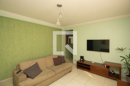 Sala 1 de casa à venda com 4 quartos, 150m² em Jardim Japao, São Paulo