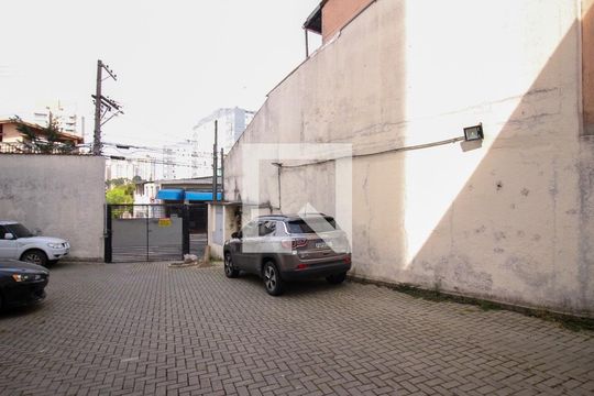 Garagem de casa de condomínio à venda com 2 quartos, 110m² em Vila Ema, São Paulo