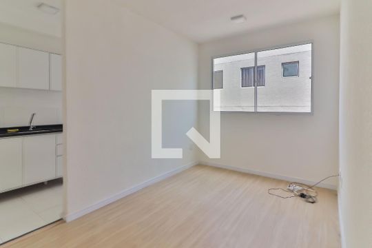 Apartamento para alugar com 2 quartos, 42m² em Jardim Gilda Maria, São Paulo