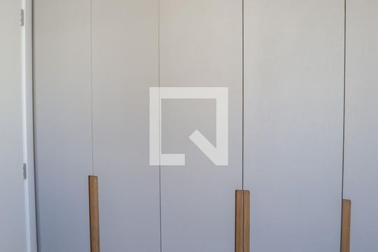 Quarto 2 de apartamento para alugar com 2 quartos, 37m² em Lapa de Baixo, São Paulo