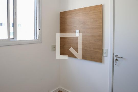 Quarto 2 de apartamento para alugar com 2 quartos, 37m² em Lapa de Baixo, São Paulo
