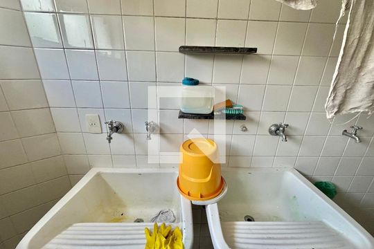 Área de Serviço de casa para alugar com 4 quartos, 280m² em Indianópolis, São Paulo