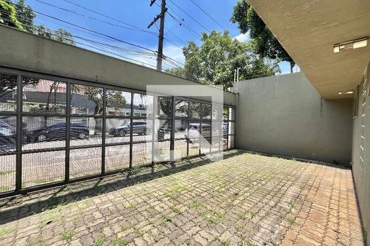 Garagem de casa para alugar com 4 quartos, 280m² em Indianópolis, São Paulo