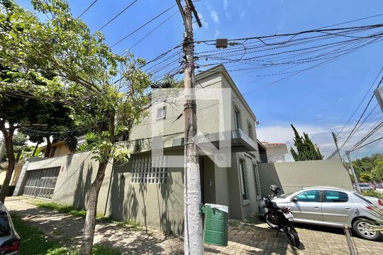 Fachada de casa para alugar com 4 quartos, 280m² em Indianópolis, São Paulo
