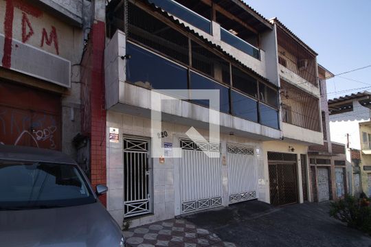 Fachada com placa de casa à venda com 3 quartos, 400m² em Vila Maria Alta, São Paulo