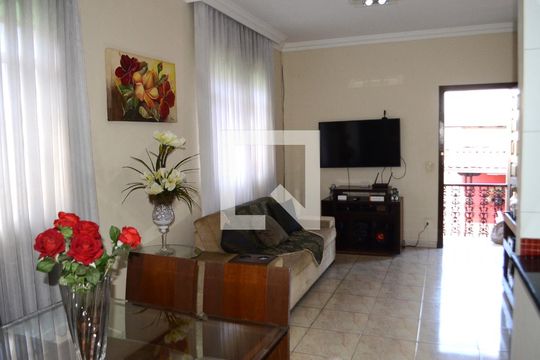 Detalhe Sala de casa à venda com 3 quartos, 360m² em Nova Vista, Belo Horizonte