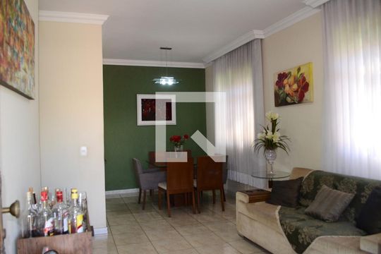 Casa à venda com 3 quartos, 360m² em Nova Vista, Belo Horizonte