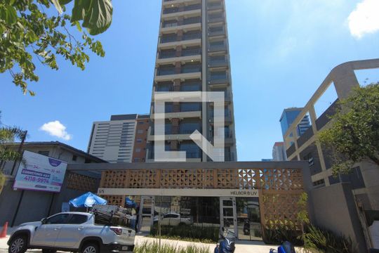 Fachada de apartamento à venda com 1 quarto, 24m² em Vila Cordeiro, São Paulo