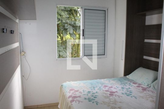 Quarto 1 de apartamento para alugar com 2 quartos, 50m² em Bairro Jardim Nossa Senhora das Graças, Cotia
