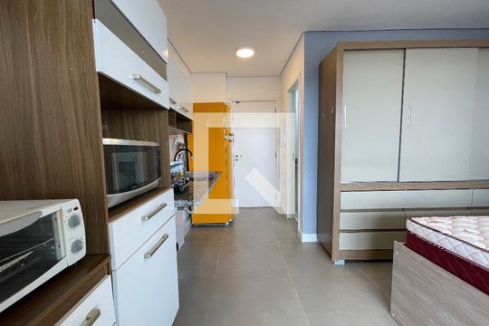 Cozinha de kitnet/studio à venda com 1 quarto, 25m² em Butantã, São Paulo