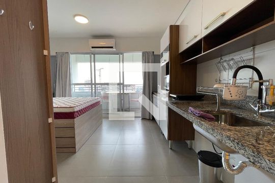 Cozinha de kitnet/studio à venda com 1 quarto, 25m² em Butantã, São Paulo