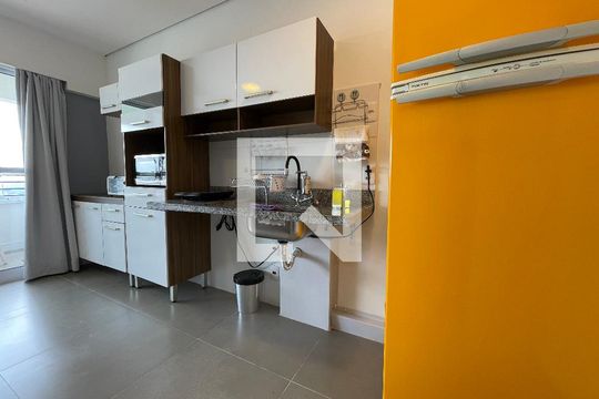 Cozinha de kitnet/studio à venda com 1 quarto, 25m² em Butantã, São Paulo