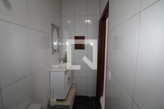 Banheiro de casa para alugar com 2 quartos, 238m² em Santa Ines, São Paulo