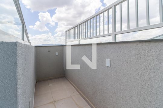 Roof top de kitnet/studio para alugar com 1 quarto, 71m² em Lapa, São Paulo