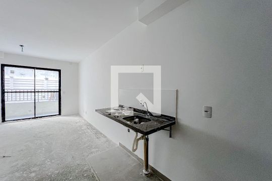 Cozinha de kitnet/studio à venda com 1 quarto, 26m² em Ipiranga, São Paulo
