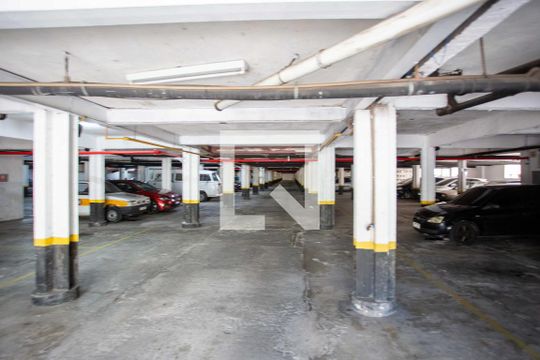 Garagem de kitnet/studio à venda com 1 quarto, 33m² em Vila Jerusalem, São Bernardo do Campo